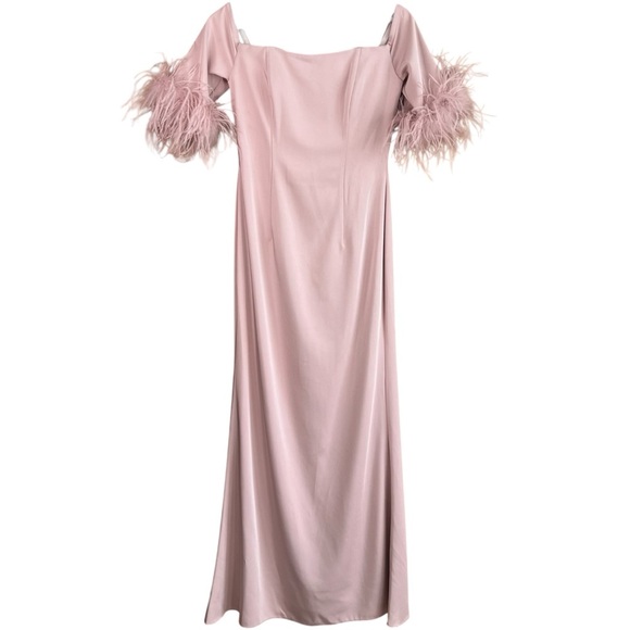 Ieena for Mac Duggal Blush Pink Feather Trim Column Gown Size 4 Style Code 11441 - Picture 4 of 8